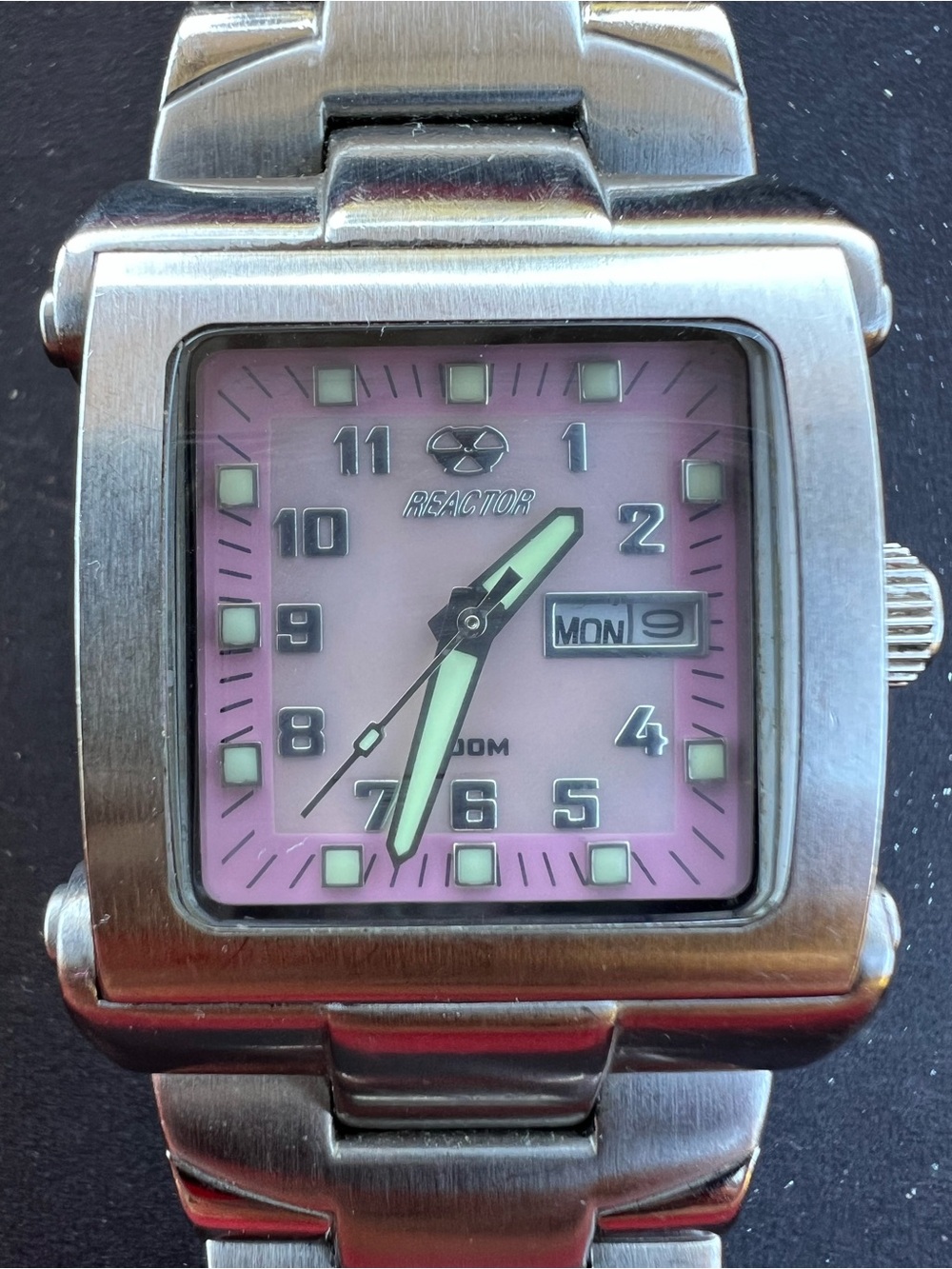 Reactor Pink Mother of Pearl Dial - WORKING CONDITION - battery replaced